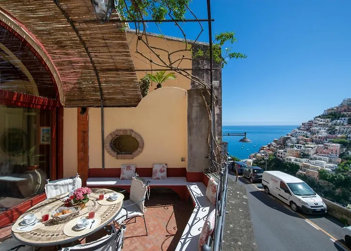 Casa Giulia - Sophisticated With View