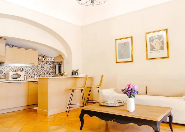 Casa Giulia - Sophisticated With View 度假居 *