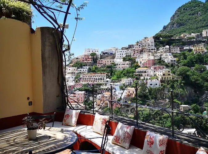 Casa Giulia - Sophisticated With View